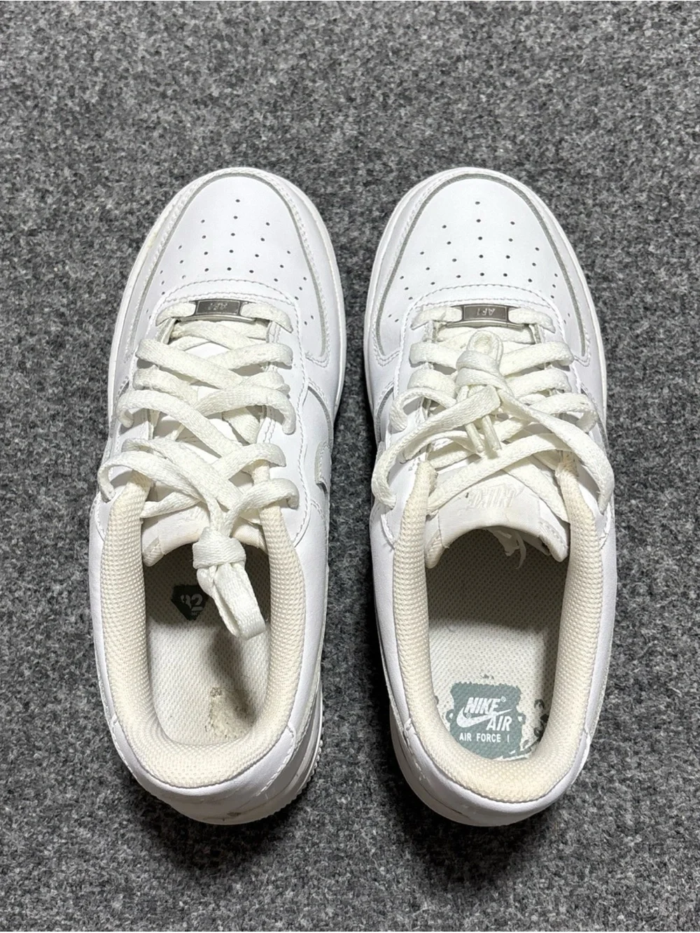 Size 6 (GS) - Nike Air Force 1 LE Low Triple White